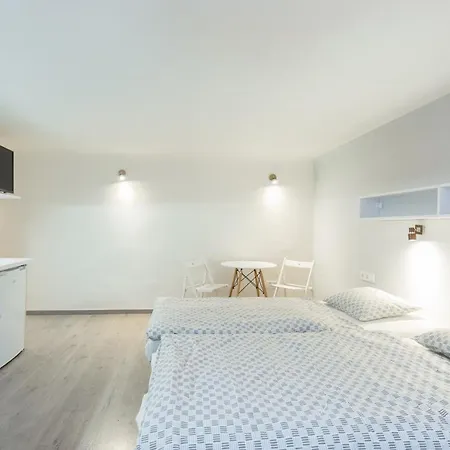 Lejlighed Minimalist Styled Tiny Ap @new York Cafe Budapest