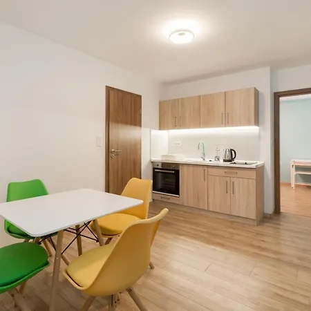 Minimalist Styled Tiny Ap @new York Cafe * بودابست