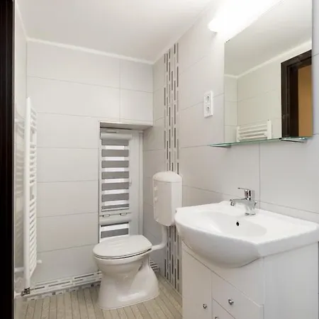 Апартаменты Minimalist Styled Tiny Ap @new York Cafe *