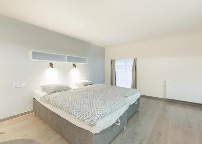 Apartament Minimalist Styled Tiny Ap @new York Cafe